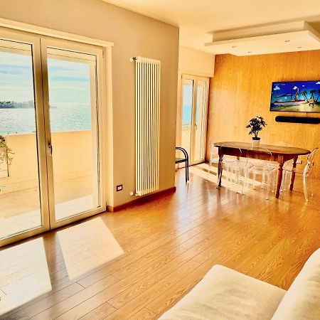 Seaside Suite 奇维塔韦基亚 外观 照片