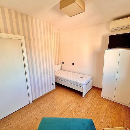 Seaside Suite 奇维塔韦基亚 外观 照片