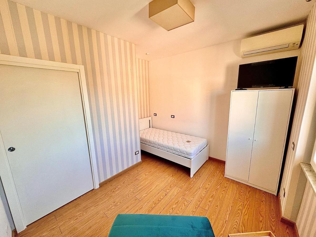 Seaside Suite 奇维塔韦基亚 外观 照片